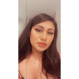 Meet your Posher, Maria